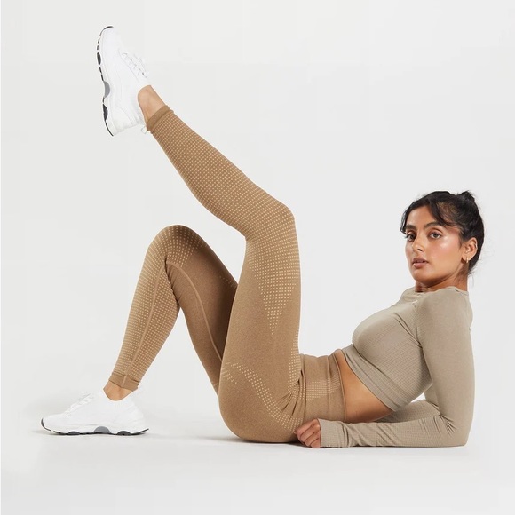 Gymshark Vital 2.0 Legging - Fawn - Picture 5 of 6